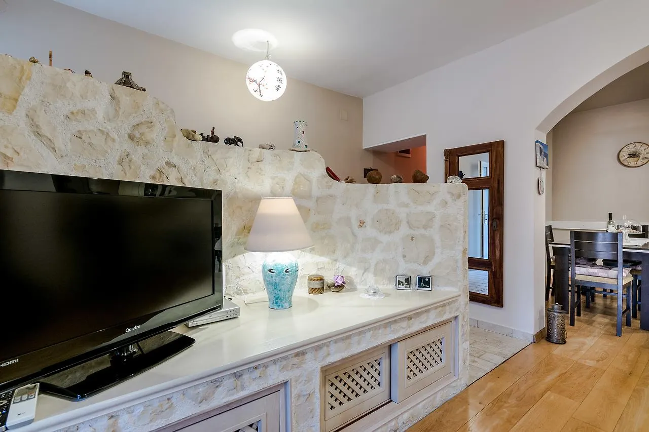 Apartment Jeger Povljana